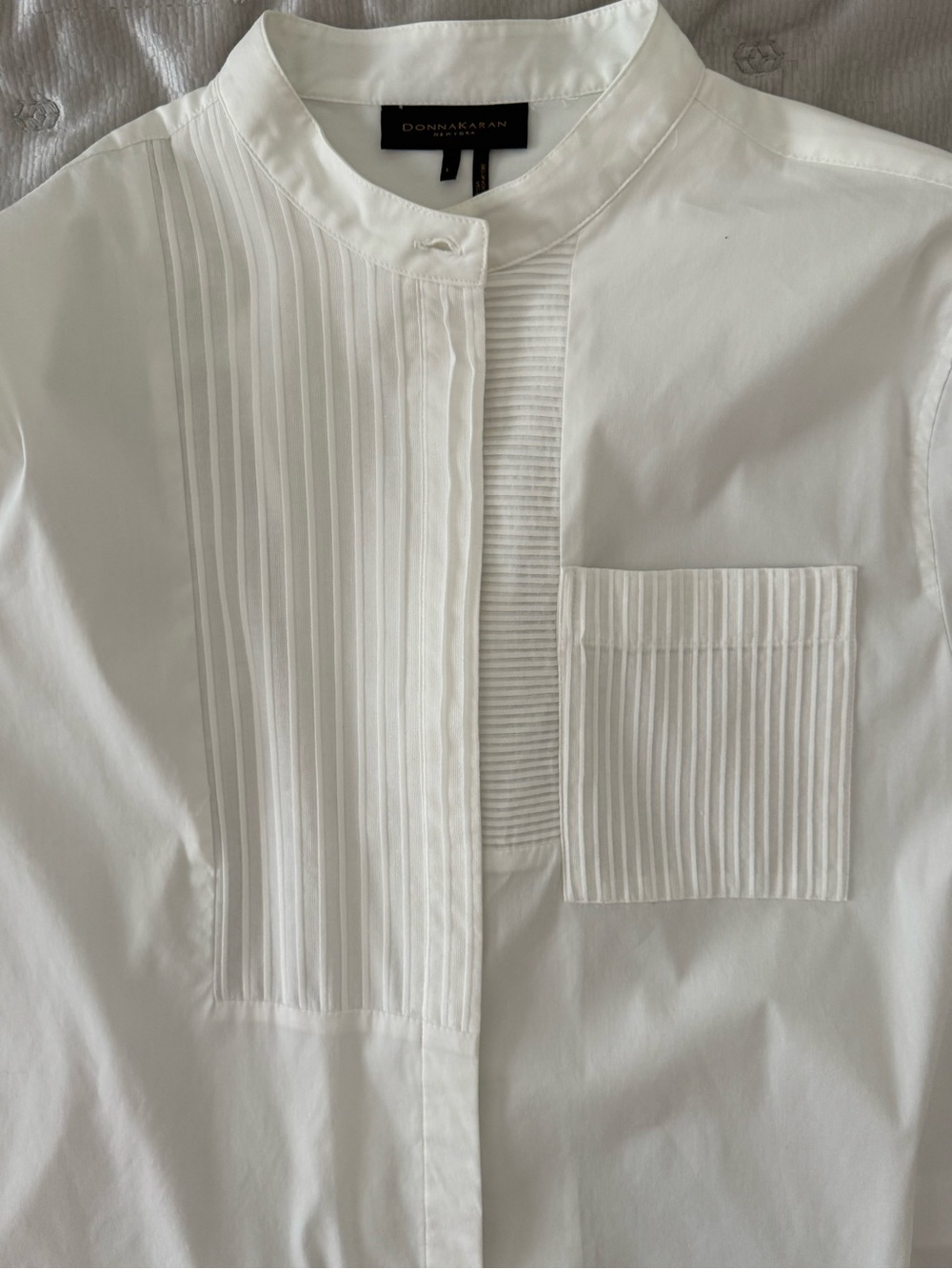 Donna Karan White Pleated Mandarin Collar Shirt - Picture 9 of 10